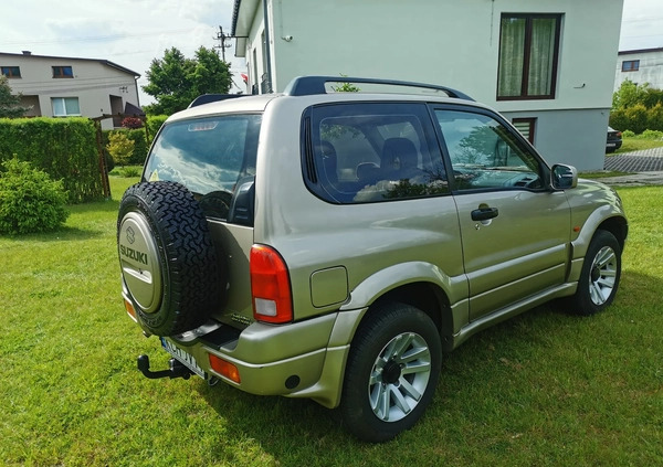 Suzuki Grand Vitara cena 26600 przebieg: 176000, rok produkcji 2004 z Trzebinia małe 67